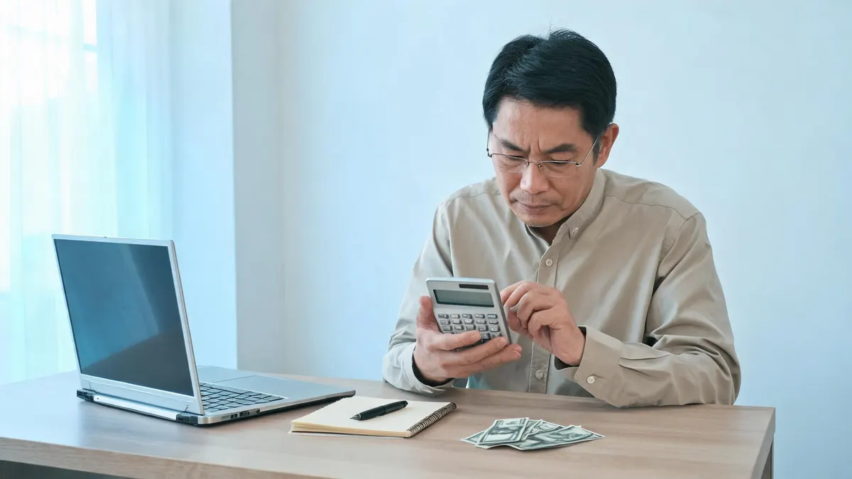 According to the Calculations of Fire Enthusiasts in the Us Chinese Community: How Much Money Do You Need to Save for Early Retirement? When Many Us Chinese Search for "how Much Savings Do You Need for Early Retirement?", They Scroll Through Posts on Xiaohongshu and Chinese Forums, but End Up More Confused Than Before. Some Say Saving 1 Million Yuan Is Enough to Quit a Big Company Job and Travel Around the World, While Others Claim 5 Million Yuan Isn't Even Enough to Raise a Child in the Bay Area. Some Even Say That If Social Security Collapses, You'll Need to Save 10 Million Yuan Before Daring to Retire. in Reality, There's No Universally Applicable Standard Across the Internet. the Fire Figure You Need Is Never a Fixed Value Quoted by Internet Celebrities—it's the Cash Flow Gap Calculated Backward from the Life You Truly Want to Live.